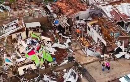 Tornado no Paraná deixa seis mortos e causa estragos em mais de dez municípios