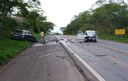 Homem morre em colisão entre 2 carros na Assis Chateaubriand