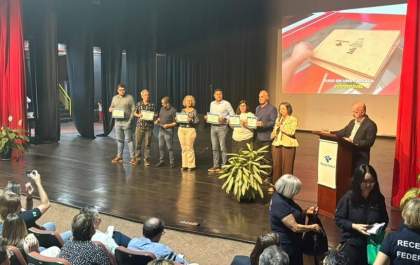 Aracanguá recebe 50 computadores entregues pela Receita Federal