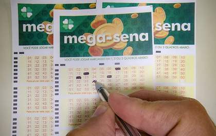 Mega-Sena acumula em R$ 10 milhões e 16 apostas de MS levam prêmio de R$ 1,3 mil