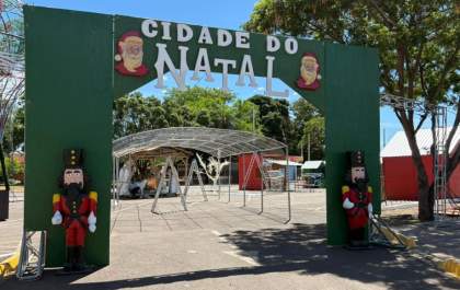 Três Lagoas abre oficialmente o 'Natal Encantado' com acender das luzes e programação especial