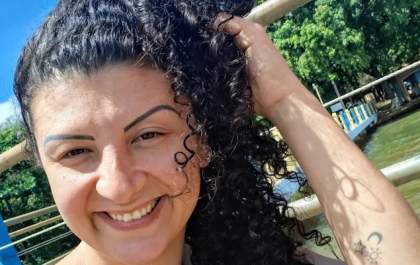 Morre mulher de 38 anos atropelada por picape em calçada de bar