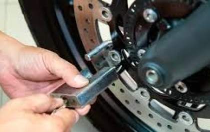 Polícia Militar alerta motociclistas e orienta como evitar furtos na região