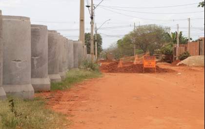 Prefeitura inicia obras de pavimentação e drenagem no Jardim das Primaveras em Três Lagoas