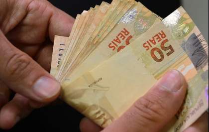 Prefeitura de Araçatuba paga segunda parcela do 13º nesta sexta-feira