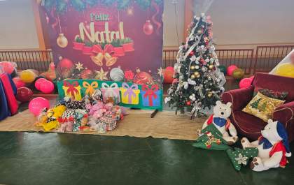 Ação “Caixa Encantada” leva brinquedos a crianças do bairro Novo Oeste em Três Lagoas