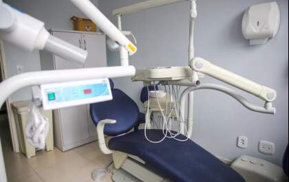 Plano de saúde é condenado a indenizar criança que aspirou broca durante atendimento odontológico