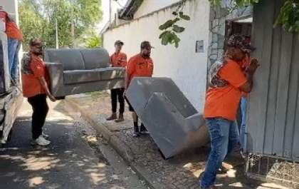 Oito famílias atingidas por enchente na Lagoa das Flores recebem móveis
