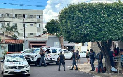 Homem morre e outro fica ferido após ataque com disparos de arma de fogo em Araçatuba