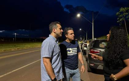 Empresa conclui iluminação da estrada vicinal Caran Rezek