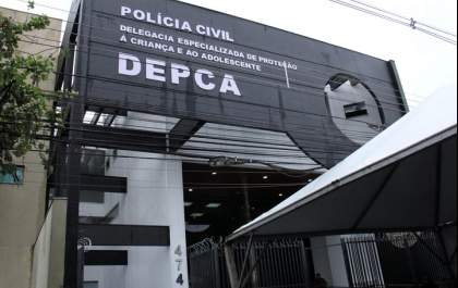 Homem de 60 anos dá tapa nas nádegas de jovem e é preso em flagrante pela Polícia Civil