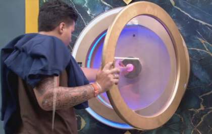 Pedro aperta o botão e desiste do BBB 26 após polêmicas dentro da casa