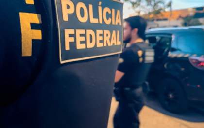 PF faz operação para reprimir contrabando de cigarros