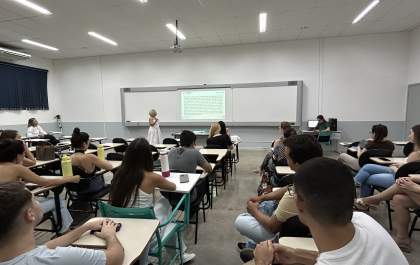 Estudantes de Medicina da Funepe são recepcionados em aula especial de início do internato