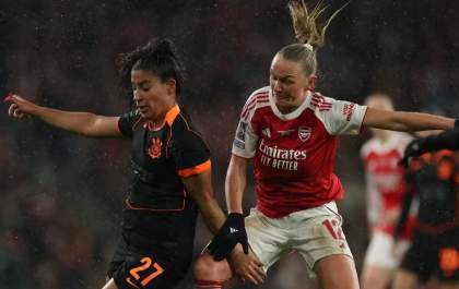 Corinthians fica com vice-campeonato em final emocionante do Mundial de Clubes Feminino