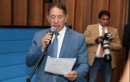 Gerson Claro apresenta moção de congratulação por posse do promotor de Alexandre Magno no CNMP