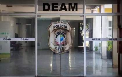 Professora tem fotos íntimas vazadas em grupo no Telegram em MS