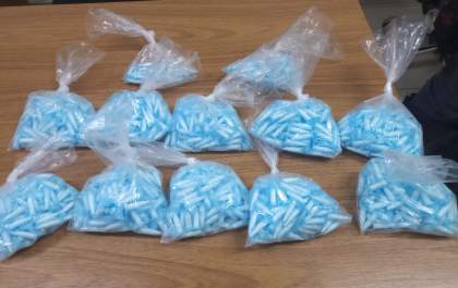PM prende homem com mais de 1,3 quilo de cocaína após tentativa de fuga