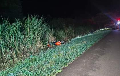 Motociclista morre após invadir pista contrária na BR-163
