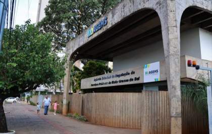 AGEMS abre consultas públicas sobre indenizações e reajustes no saneamento de MS