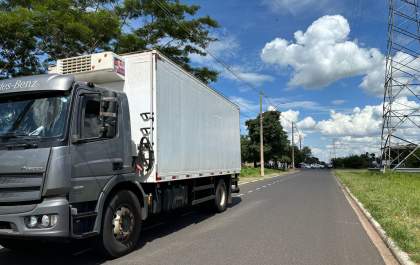 Cadarço do menino que morreu atropelado por caminhão estava enroscado no pedal da bicicleta