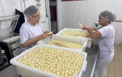 Laticínio e granja de Araçatuba já podem vender queijos e ovos para o Brasil inteiro