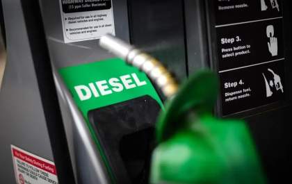 Governo zera imposto e subsidia diesel para conter alta global