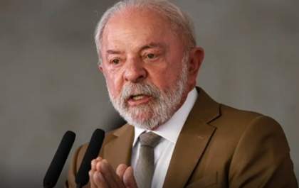 Lula zera imposto e subsidia diesel para conter alta do petróleo