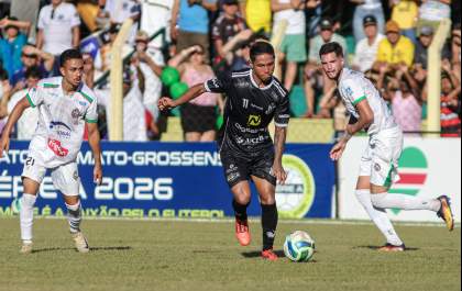 Operário vence Bataguassu por 3 a 1 e abre vantagem na final do Campeonato Sul-Mato-Grossense