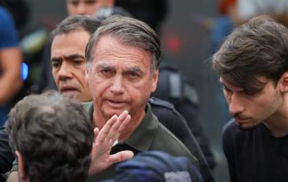 Alexandre de Moraes concede prisão domiciliar a Bolsonaro