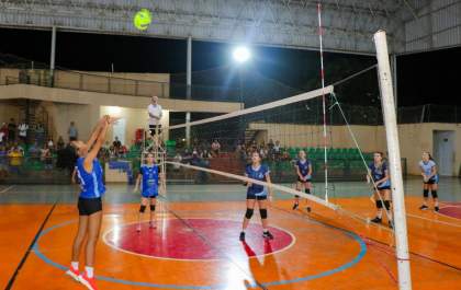 Jogos Escolares Três-lagoenses 2026 começam com participação de 18 escolas e várias modalidades