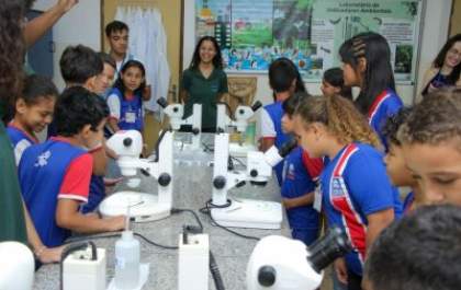 Semana da Água leva estudantes de Três Lagoas para visita educativa aos laboratórios da UFMS