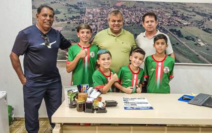 Garotos da escolinha Ferinhas Boys de Murutinga são pré-selecionados em avaliação do Athletico - PR e Novorizontino
