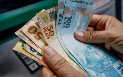 Prefeitura paga R$ 1,6 milhão em benefícios a servidores no próximo dia 1º de abril