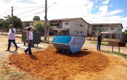 Prefeitura instala caçambas e contêineres no Residencial Novo Oeste para descarte correto de lixo em Três Lagoas