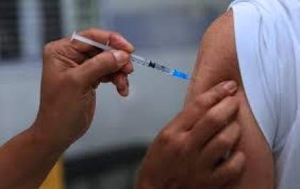 Nova lei obriga empresas a informar trabalhadores sobre vacinação contra HPV e prevenção do câncer