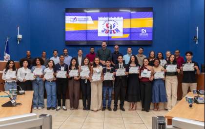 Jovens vereadores participam de formação e escolhem seus padrinhos