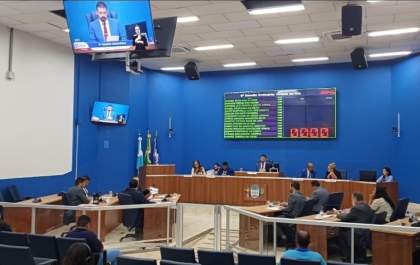 Câmara de Três Lagoas aprova projetos e antecipa sessão legislativa