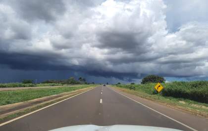 Frente fria avança e traz chuva e queda de temperatura em Mato Grosso do Sul