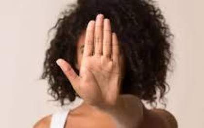 Câmara endurece regras e amplia punições para agressores de mulheres