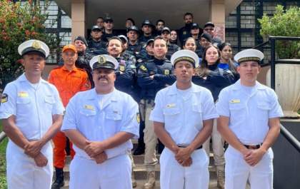 Policiais rodoviários federais concluem curso da Marinha em MS