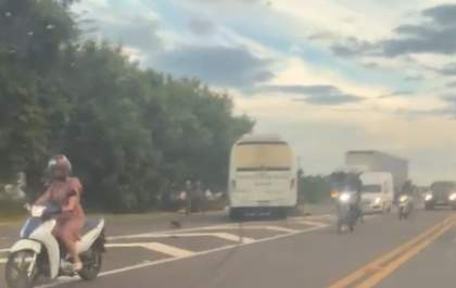 Motociclista fica ferido em colisão com ônibus em Birigui