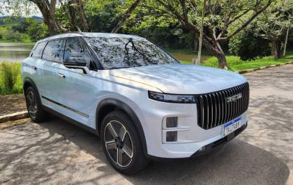 Autonomia elevada coloca Jaecoo 7 SHS no radar dos SUVs eletrificados