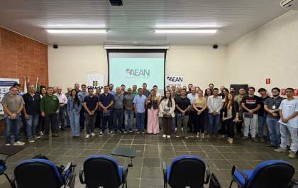 Palestra em Araçatuba orienta profissionais sobre acervo técnico e registros no Crea-SP