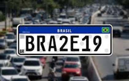 Projeto propõe mudanças nas placas de veículos brasileiros