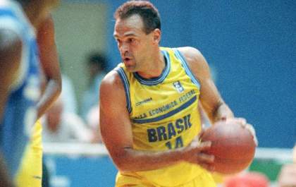 Lenda do basquete Oscar Schmidt morre aos 68 anos em São Paulo