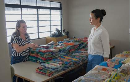 Fundo de Solidariedade de Araçatuba recebe 8 toneladas de alimentos