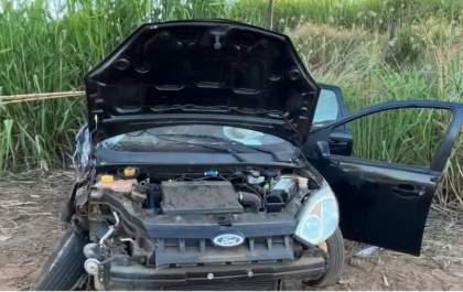 Passageiros de carro morrem em colisão com caminhão em vicinal em Penápolis