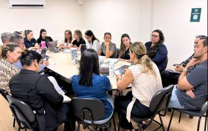 Zatti e Secretaria Municipal de Saúde alinham estratégias da atenção materno-infantil em Araçatuba
