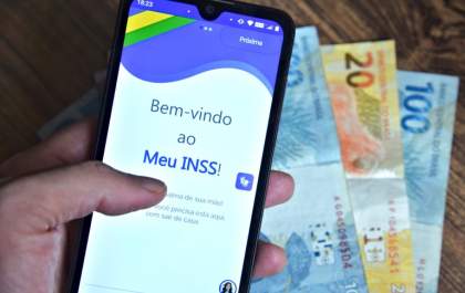 INSS começa a pagar 1ª parcela do 13º a partir de sexta-feira (24)